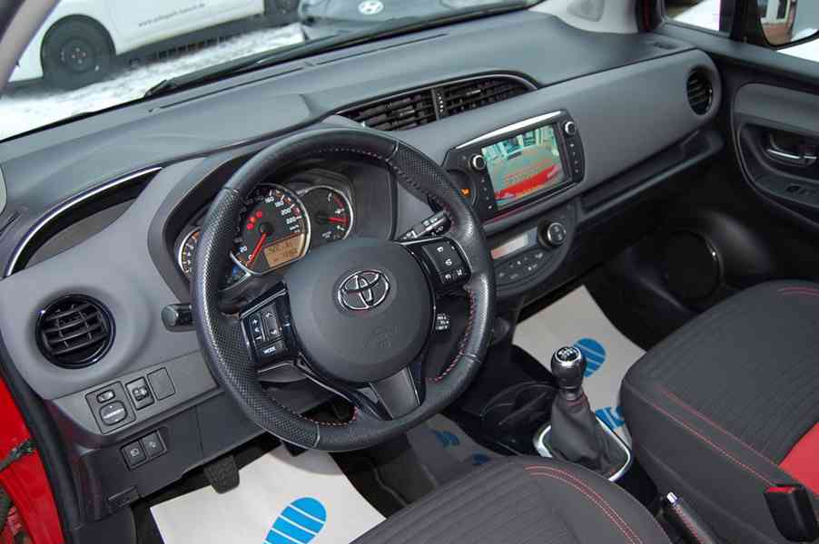 Toyota Yaris S 1,33i benzín 73kw - foto 9
