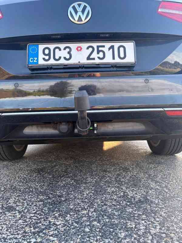 Volkswagen Passat 2,0   TDI Highline/LEDER/LED/ACC - foto 12