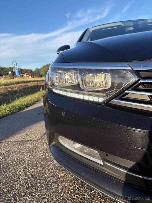 Volkswagen Passat 2,0   TDI Highline/LEDER/LED/ACC - foto 9
