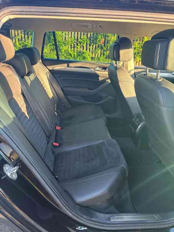Volkswagen Passat 2,0   TDI Highline/LEDER/LED/ACC - foto 16