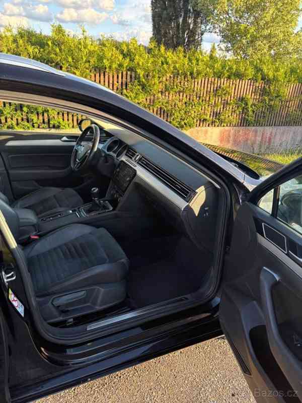 Volkswagen Passat 2,0   TDI Highline/LEDER/LED/ACC - foto 3
