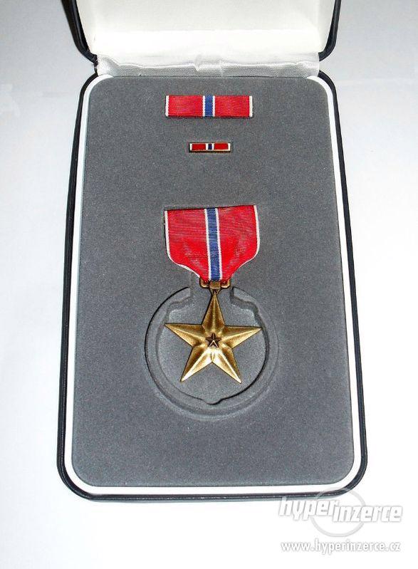 US Army nášivky, odznaky, medaile - foto 5