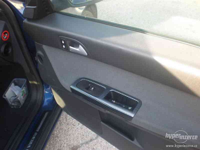 VOLVO V50 2,0 D Monument 6 rychlostni - foto 6