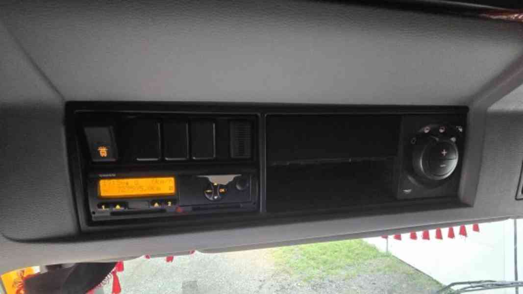 120t Volvo 6x4 hydr. tahač FH16.660 automat - foto 8