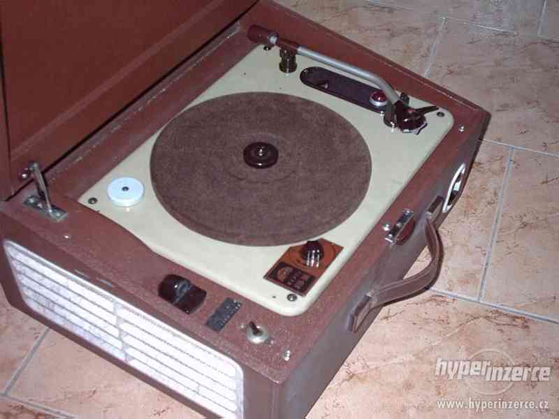 Starožitný Gramofon pro sběratele (rok 1959) za 2900Kč. - foto 1