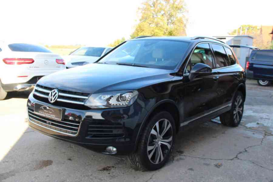 Prodám Volkswagen Touareg 4.2 V8 TDI Exclusive Panorama - foto 2