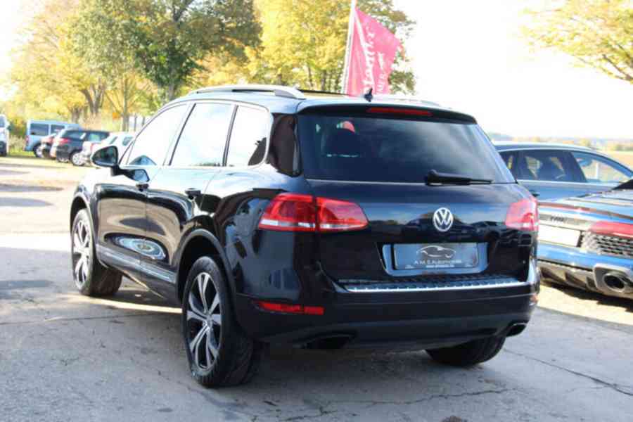 Prodám Volkswagen Touareg 4.2 V8 TDI Exclusive Panorama - foto 10