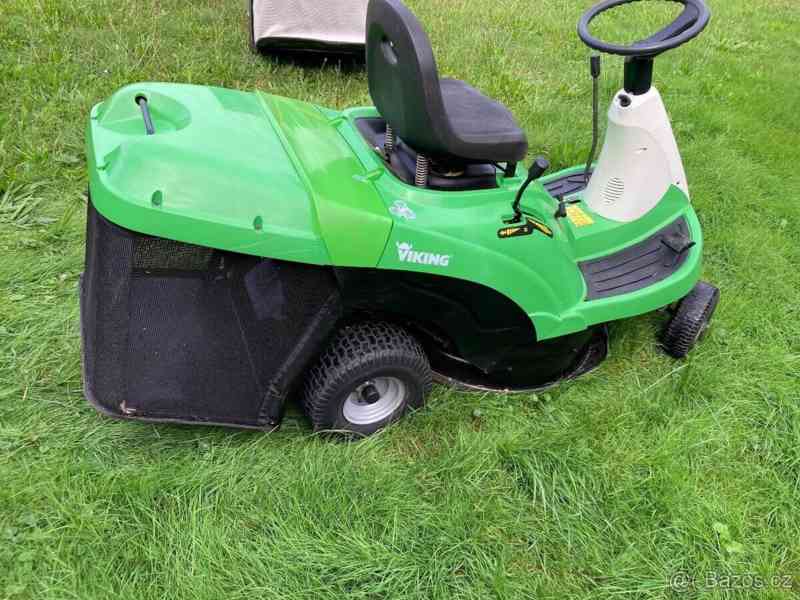 Zahradní traktor , rider Viking  - foto 4