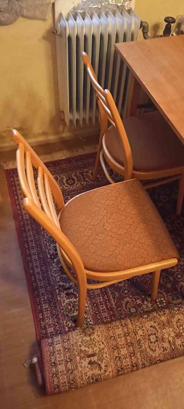 Jídelní stůl se židlemi + konferenční stolek - foto 3