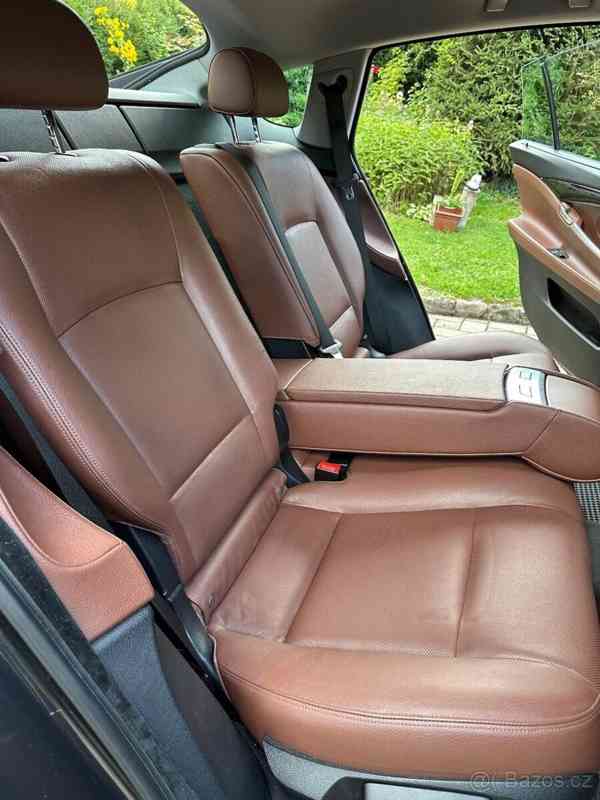 BMW Řada 5 3,0   GT xDrive 2012 výborný stav - foto 10