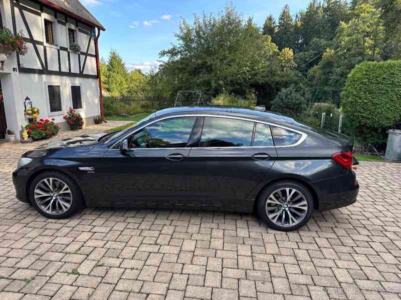 BMW Řada 5 3,0   GT xDrive 2012 výborný stav - foto 2