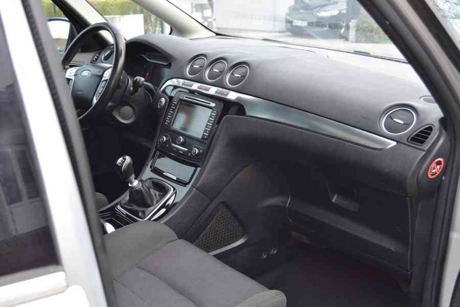 Ford S-Max 2.0 TDCI 103kW Titanium Panorama - foto 14