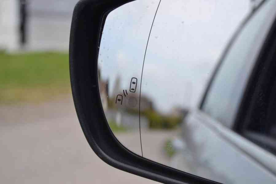 Ford S-Max 2.0 TDCI 103kW Titanium Panorama - foto 9