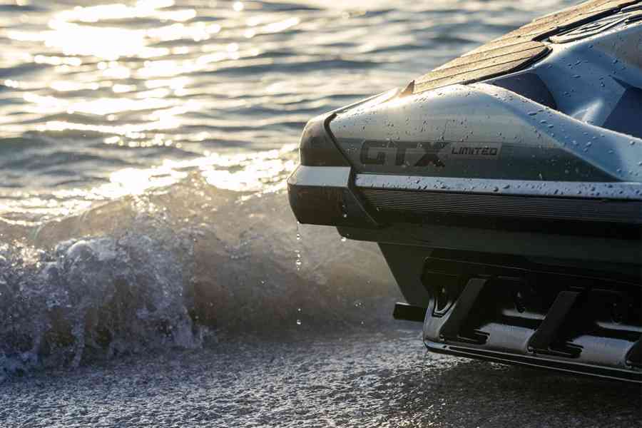 Sea-Doo GTX LTD 3-up 300hp iDF Audio zelený - foto 4