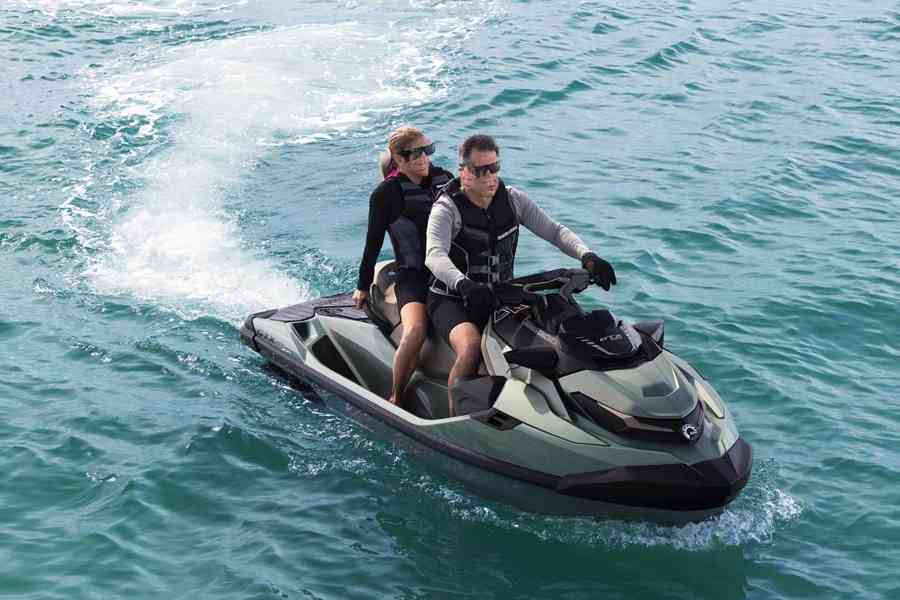 Sea-Doo GTX LTD 3-up 300hp iDF Audio zelený - foto 3
