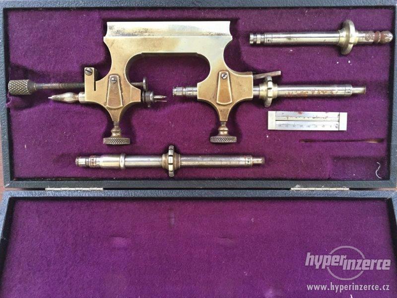 Vybavení hodinářské dílny - foto 17