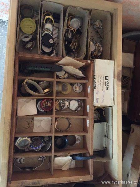 Vybavení hodinářské dílny - foto 20