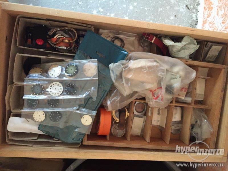 Vybavení hodinářské dílny - foto 23