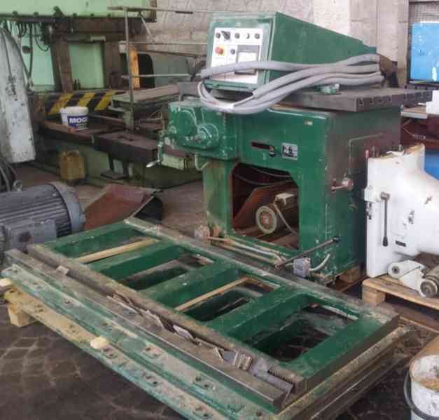 Stůl otočný pro frézování modelů o velkém průměru 12A611-72  - foto 2