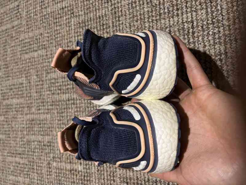 Adidas Ultraboost 19, velikost 38 2/3 - foto 5