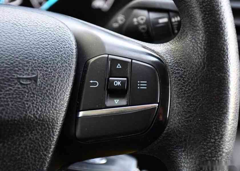Ford Transit Custom 2.0EcoBlue 77kW 2xKOLA nafta manuál - foto 17