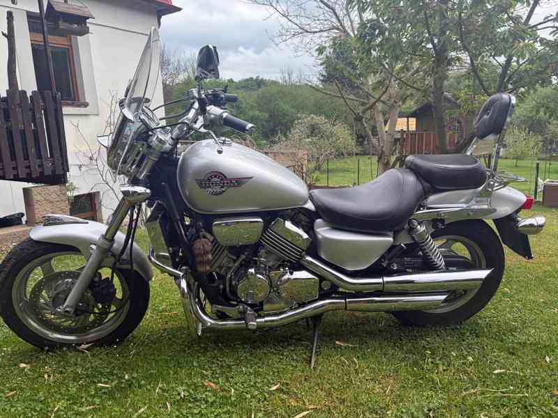 Honda VF 750C - foto 8