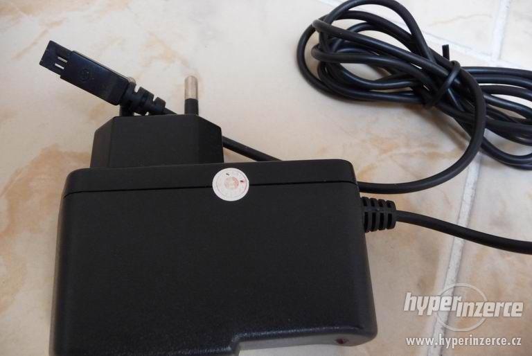 N3310 a dalších pár starších founů + 3 nabíječky+1 HandsFree - foto 5