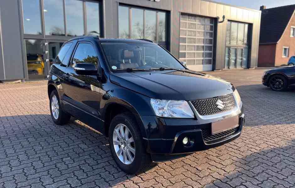 Suzuki Grand Vitara 2,4i benzín 122kw - foto 17