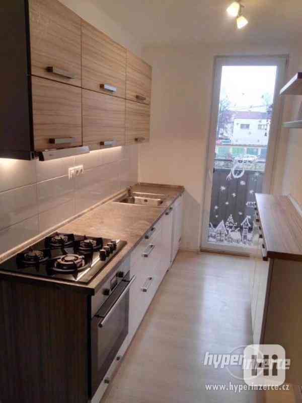 Pronájmu byt 3+1 - foto 3