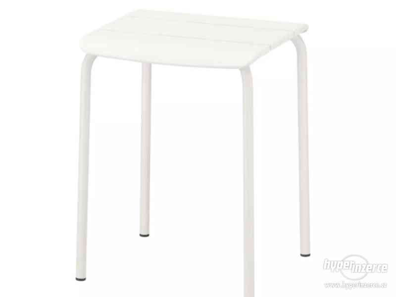 Stůl a dvě stoličky Ikea - foto 2