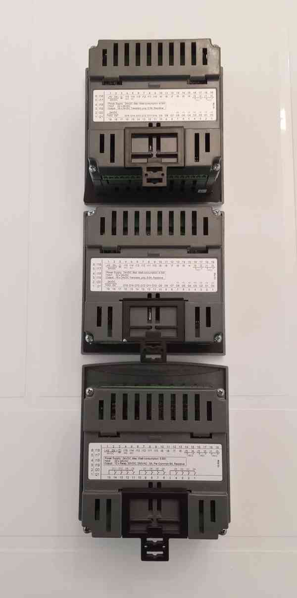 UNITRONICS V130-33-R34 - foto 4