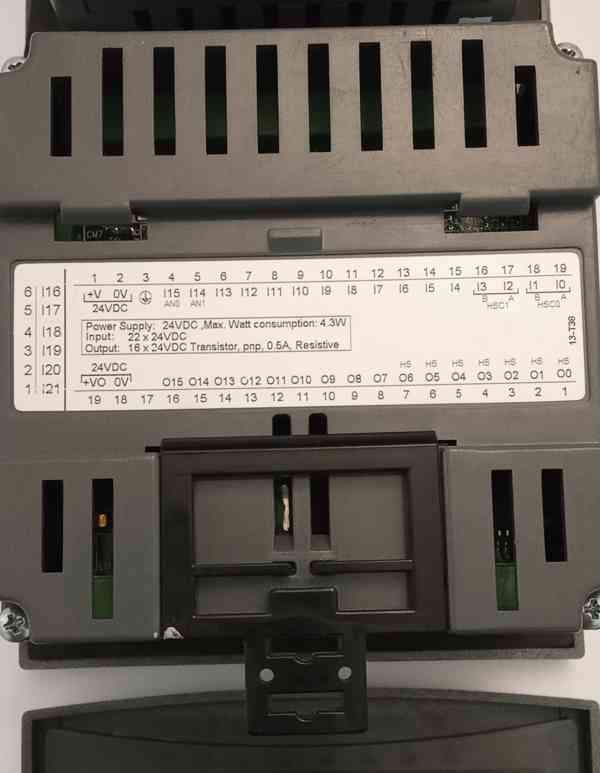 UNITRONICS V130-33-R34 - foto 8