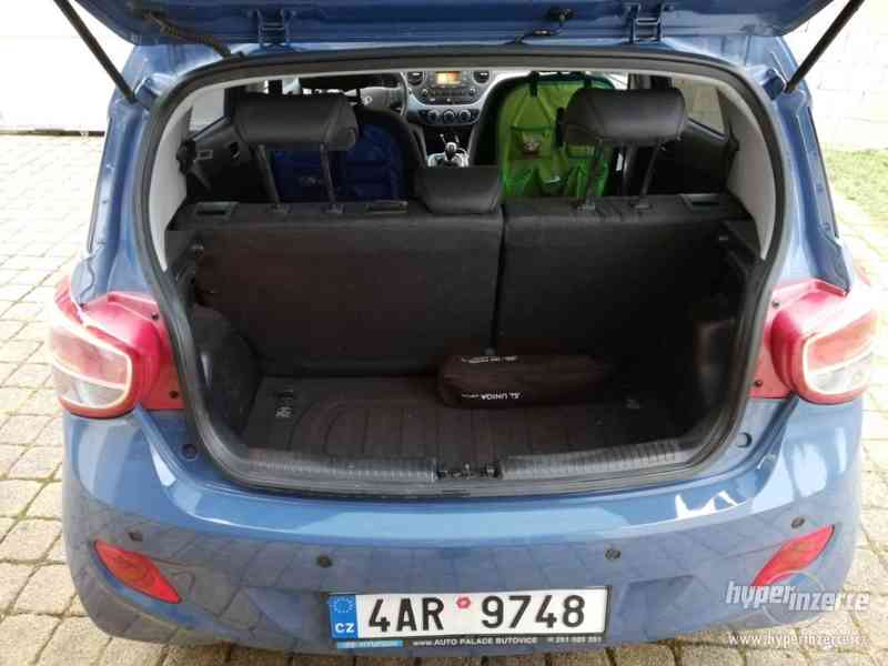 Hyundai i10, 1.0 - 32.000 km, první majitel, servis.knížka - foto 5
