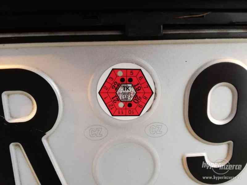 Hyundai i10, 1.0 - 32.000 km, první majitel, servis.knížka - foto 12