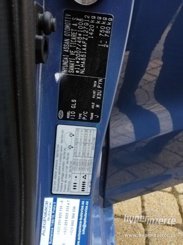 Hyundai i10, 1.0 - 32.000 km, první majitel, servis.knížka - foto 14
