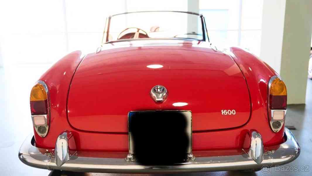 Alfa Romeo Giulia Spider 1600 - foto 9