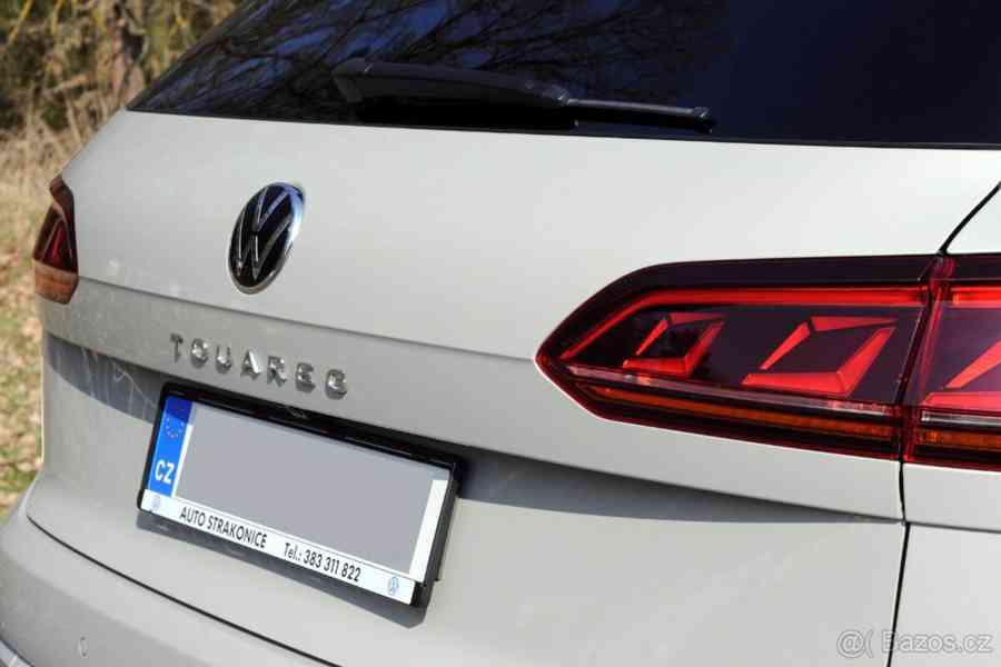 Volkswagen Touareg 3,0   TDI R-Line | 252 kW | 1. maj. - foto 8