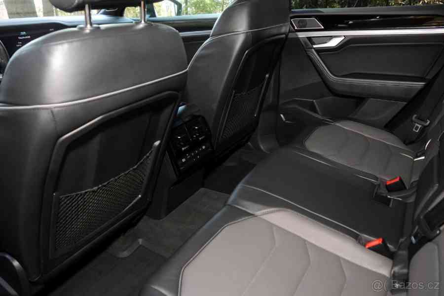 Volkswagen Touareg 3,0   TDI R-Line | 252 kW | 1. maj. - foto 13