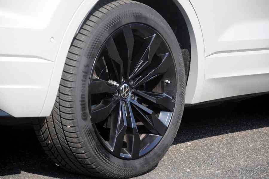 Volkswagen Touareg 3,0   TDI R-Line | 252 kW | 1. maj. - foto 9