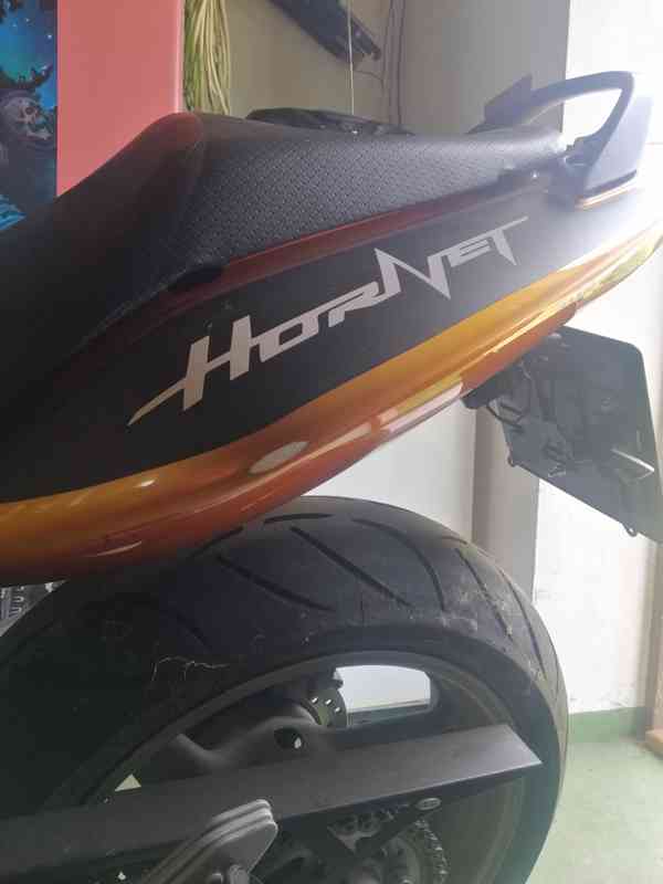 Honda CB600F Hornet  - foto 9