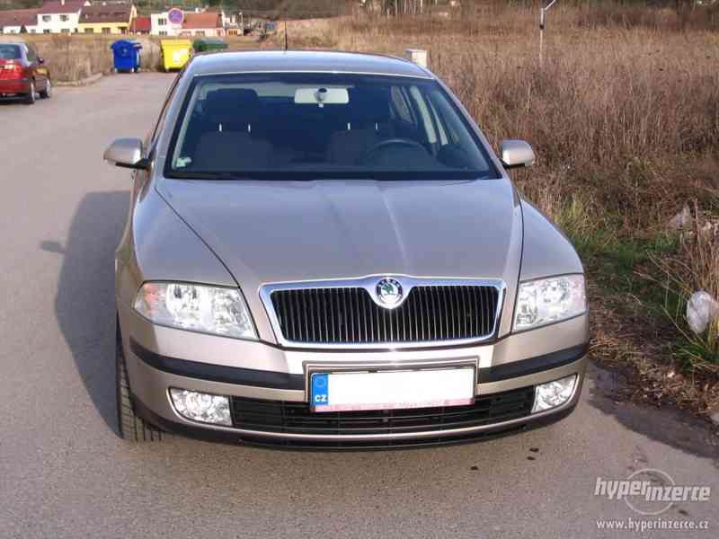 Škoda Octavia 2.0 FSI Elegance, nebouraná, ČR - foto 3