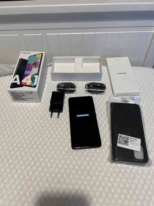 Samsung A41 + kompletní příslušenství, barva černá - foto 3