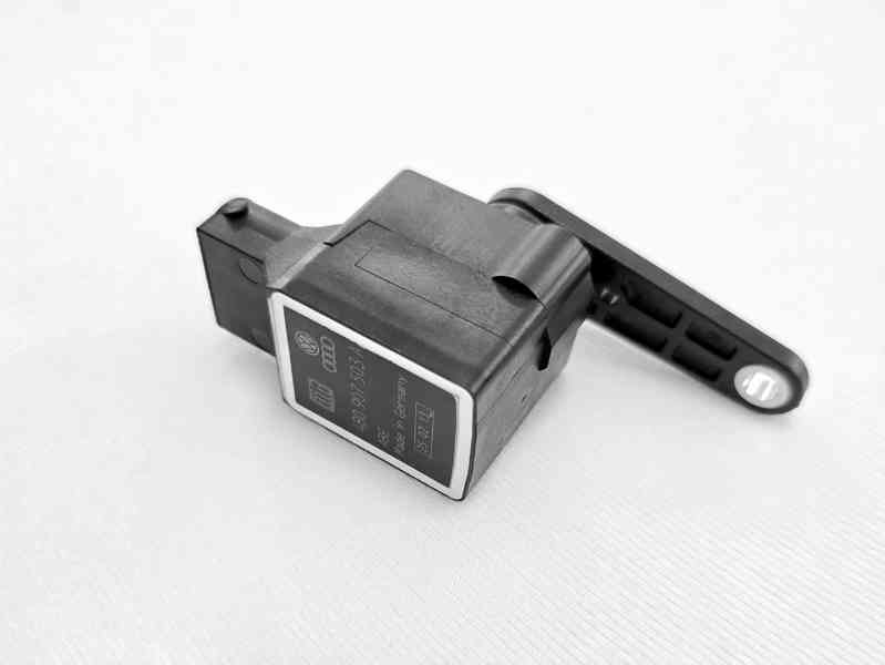 Nové ORIGINÁL Škoda Octavia II čidlo snímač xenony - foto 10