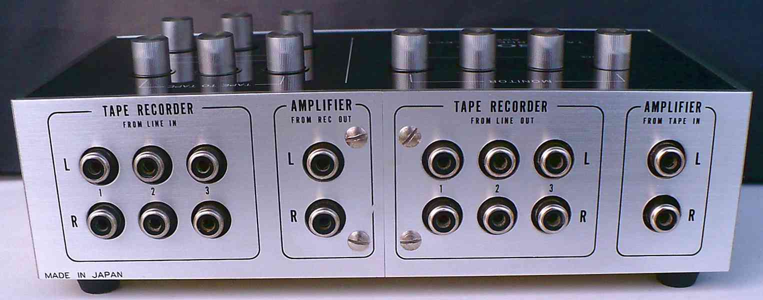 SONY ASS-300 TAPE SELECTOR - PŘIPOJENÍ AŽ 3 TAPEDECKŮ - bazar