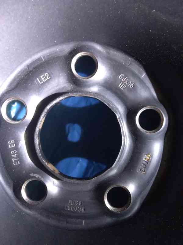 Pneu Barum Bravuris 195/55 R 15 V s disky 4ks 700Kč/ks - foto 5