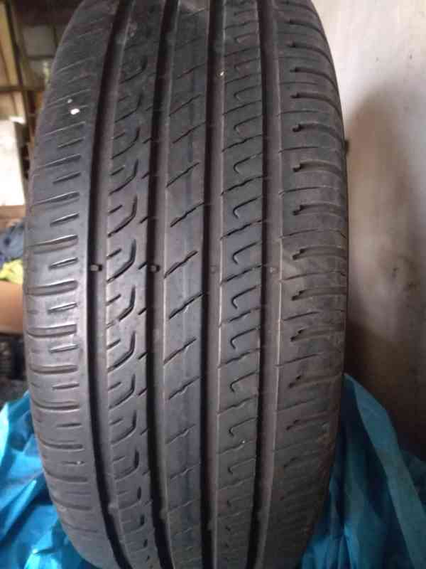 Pneu Barum Bravuris 195/55 R 15 V s disky 4ks 700Kč/ks - foto 2