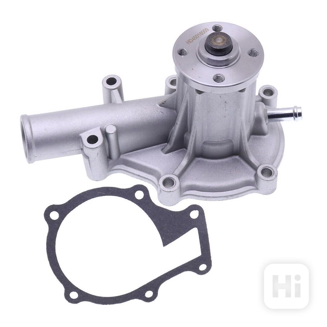 Vodní pumpa Kubota - foto 1