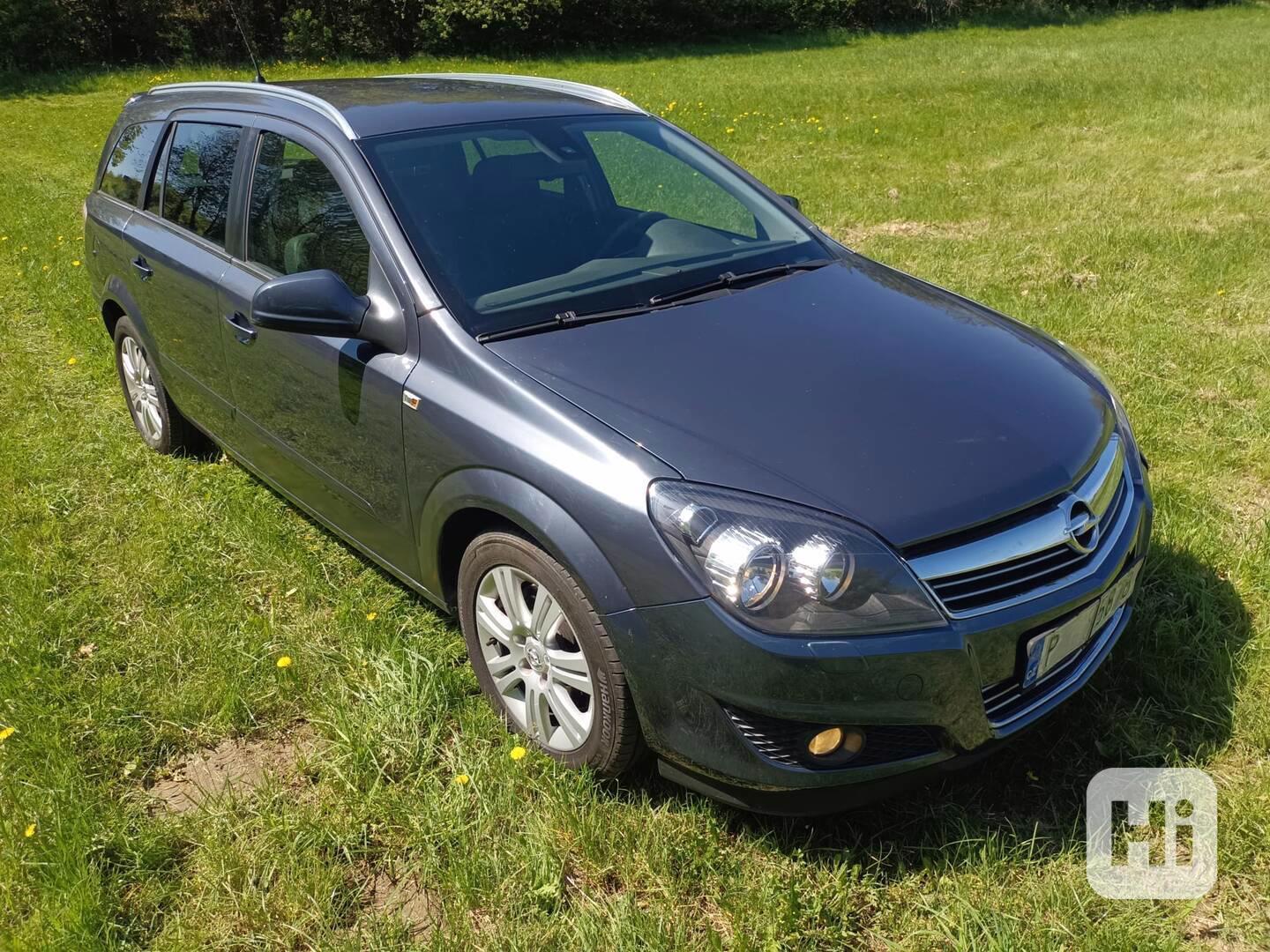 Opel Astra H 1.7 CDTI 92Kw RV.2010 TAŽNÉ - NOVÁ STK  - foto 1