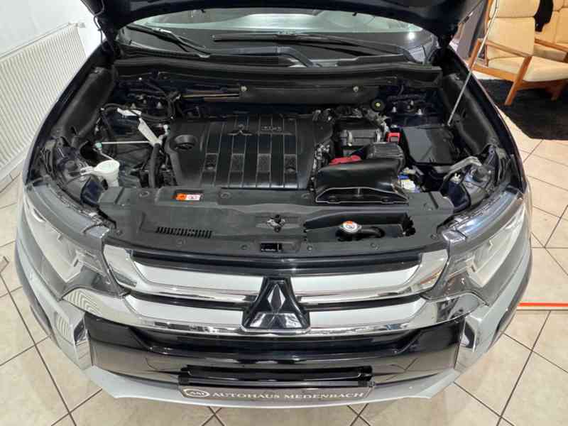 Mitsubishi Outlander 2.2 DI-D Plus 4x4 110kw - foto 5