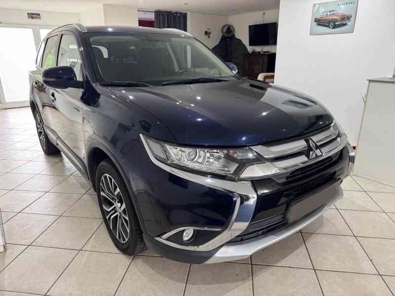 Mitsubishi Outlander 2.2 DI-D Plus 4x4 110kw - foto 1